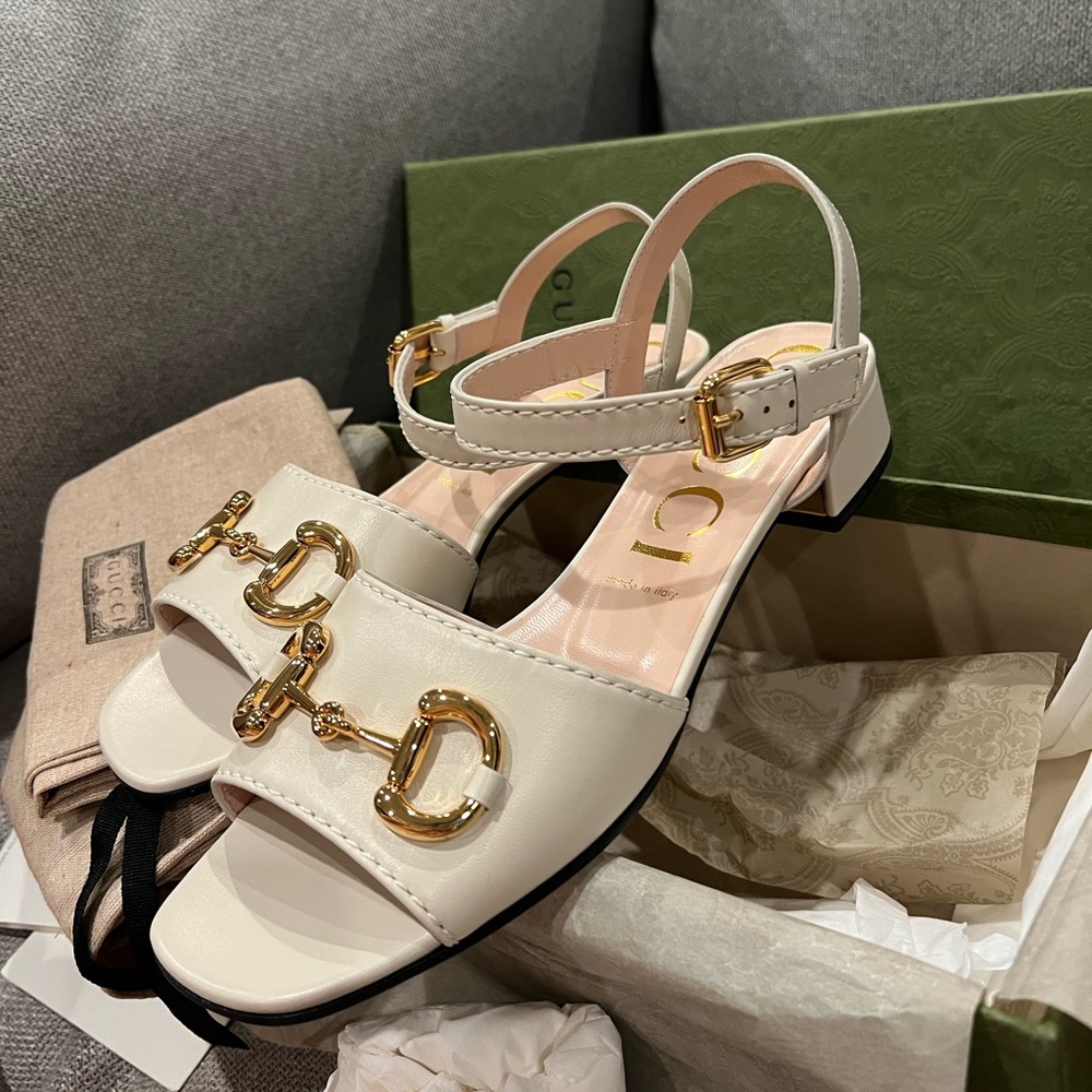 NEW Gucci Cream Horsebit leather Sandals - Picture 4 of 10